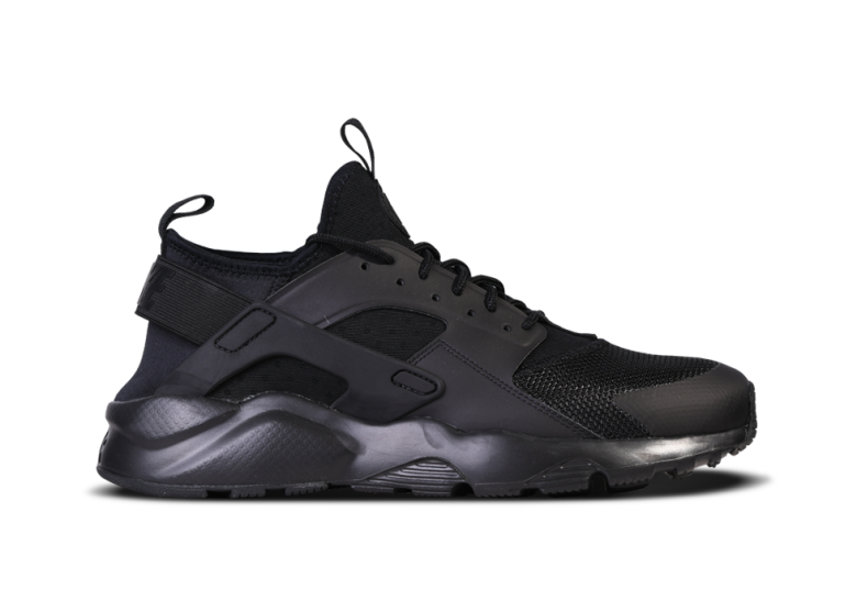 nike air huarache triple black