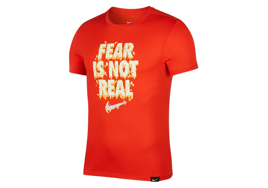 KYRIE IRVING FEAR IS NOT REAL DRY TEE HABANERO RED por €25,00 Basketzone.net