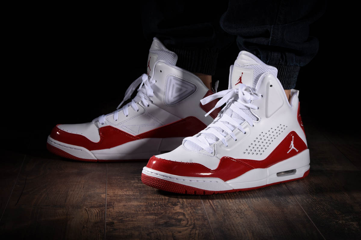 NIKE AIR JORDAN SC-3 WHITE FIRE RED