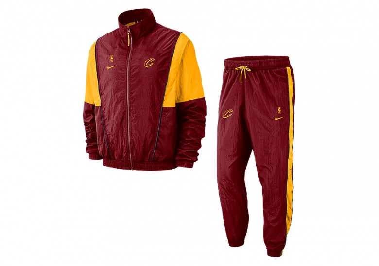 NIKE NBA CLEVELAND CAVALIERS COURTSIDE TRACKSUIT TEAM RED