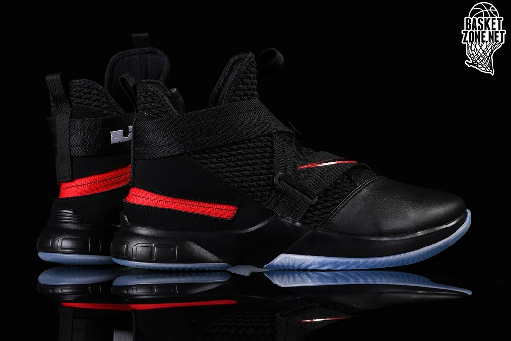 NIKE LEBRON SOLDIER 12 FLYEASE BRED 4E 