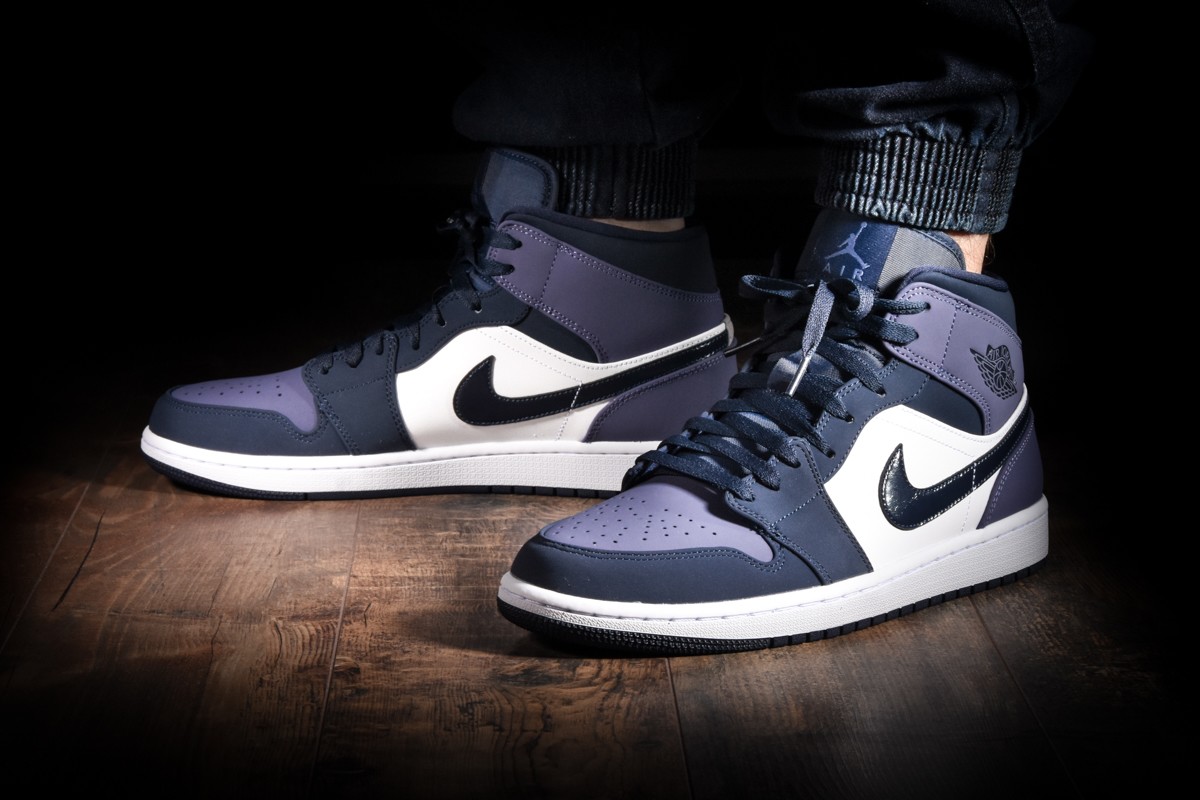 NIKE AIR JORDAN 1 RETRO MID SANDED PURPLE