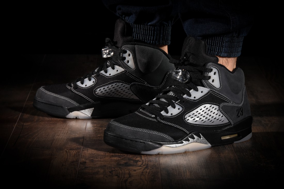 NIKE AIR JORDAN 5 RETRO ANTHRACITE for £340.00 | kicksmaniac.com