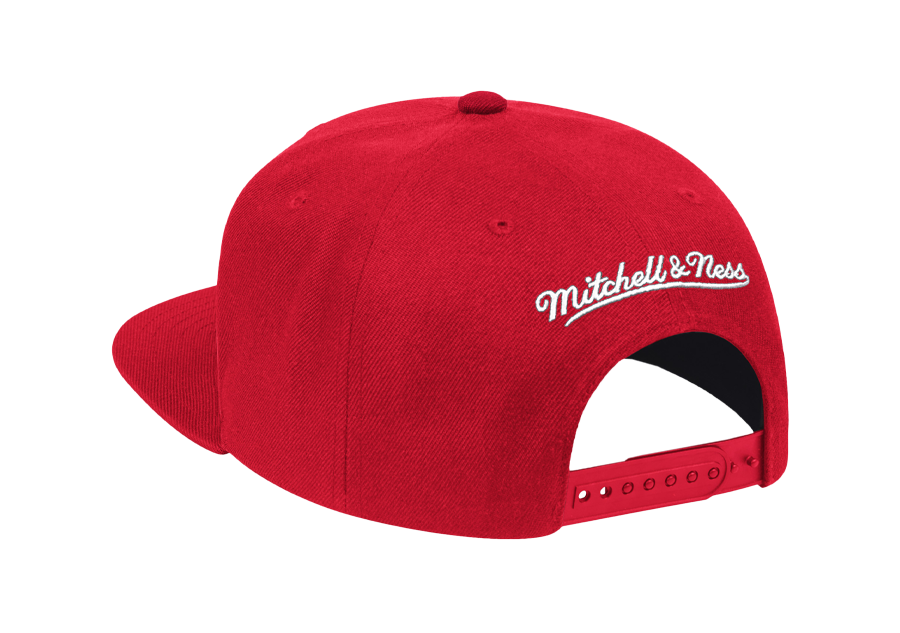 Chicago Bulls Mitchell & Ness English Dropback Snapback Hat - Red