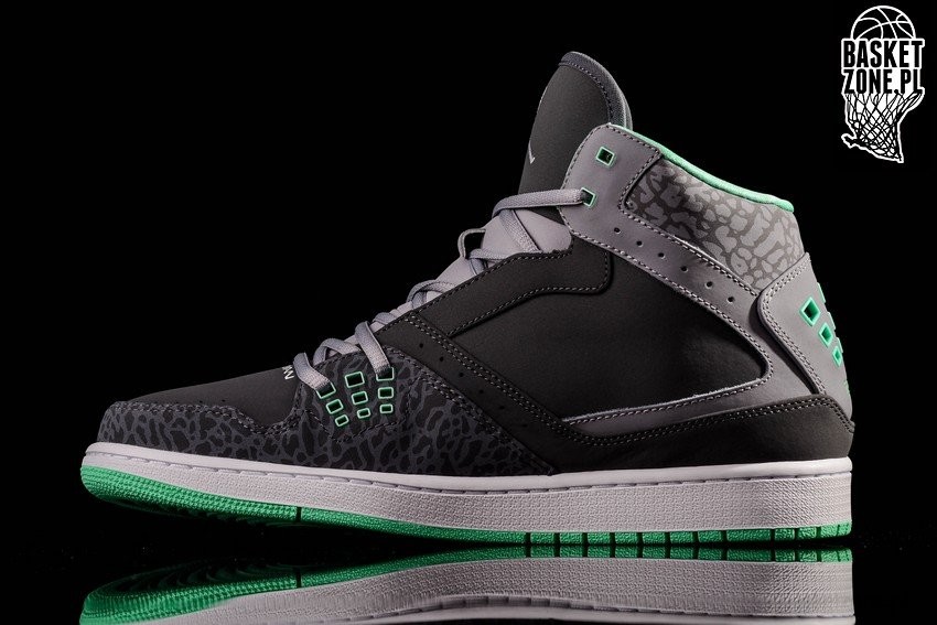 Jordan 1 flight green glow hotsell