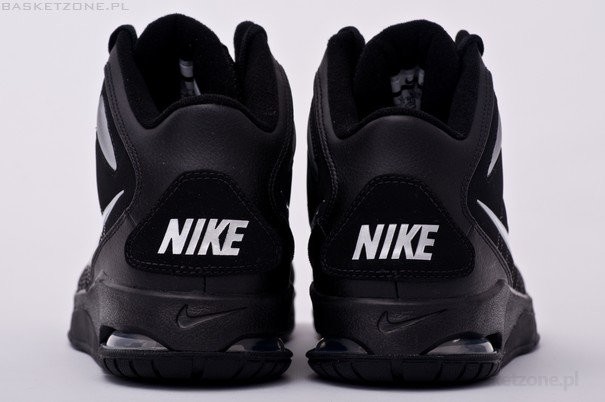 Nike air team hyped top
